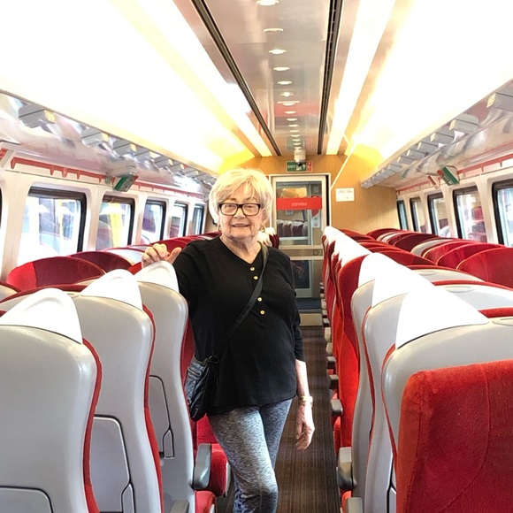 Meet your Posher, Barbara @ Tmpa Posh - Picture 3 of 8